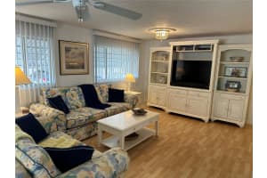 611 IRIS DRIVE, VENICE, FL 34293 Sold 04/29/25