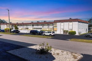 504 NARVAEZI STREET, VENICE, FL 34285 Sold 03/03/25