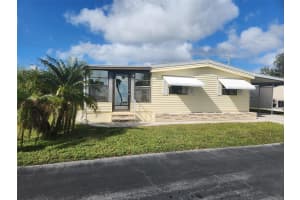 347 LONGWOOD DRIVE, VENICE, FL 34285 Sold 02/13/25