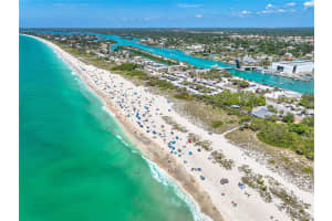 704 CHIPPY LANE, NOKOMIS, FL 34275 Sold 01/03/25