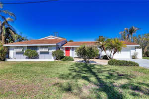 1640 LEMON BAY DRIVE, VENICE, FL 34293 Sold 02/12/25