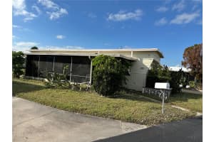 230 OUTER DRIVE, VENICE, FL 34285 - MLS#MFRN6136046