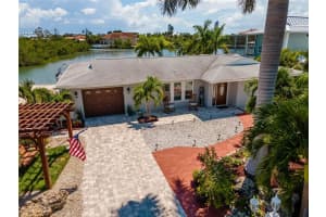 922 Casey Cove Dr, NOKOMIS