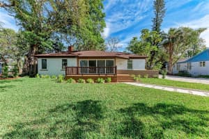 711 32ND STREET, BRADENTON, FL 34205 Sold 03/24/25