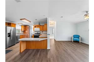 512 ASHWOOD DRIVE, VENICE, FL 34285 Sold 05/15/25