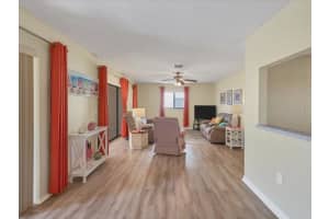 1743 LAKE PLACE, VENICE, FL 34293 Sold 04/14/25