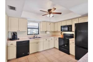 1743 LAKE PLACE, VENICE, FL 34293 Sold 04/14/25