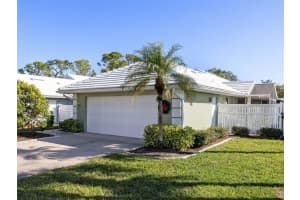 704 HARRINGTON LAKE DRIVE, VENICE, FL 34293 Sold 05/28/25