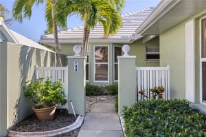 704 HARRINGTON LAKE DRIVE, VENICE, FL 34293 Sold 05/28/25