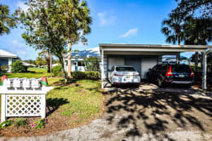 421 WEXFORD CIRCLE, VENICE, FL 34293 Sold 04/30/25