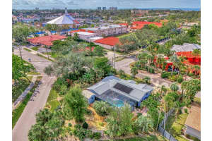 301 NASSAU STREET, VENICE, FL 34285 Sold 04/11/25