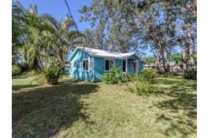 301 RIVER BOULEVARD, NOKOMIS, FL 34275 Sold 01/31/25