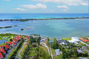716 SARABAY ROAD, OSPREY, FL 34229 Sold 02/14/25