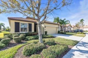 368 CEDAR FALLS DRIVE, APOLLO BEACH, FL 33572 Sold 02/25/25