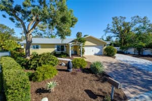 2295 HIBISCUS STREET, SARASOTA, FL 34239 Sold 02/10/25