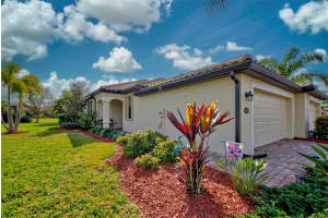 20272 Tesoro Dr, VENICE