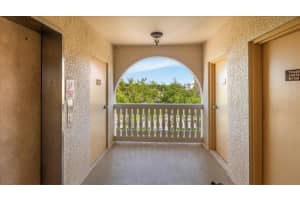 920 COOPER #302, VENICE, FL 34285 Sold 03/14/25