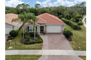 11601 Parrotfish St, VENICE