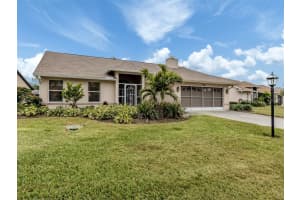688 SUGARWOOD TRAIL, VENICE, FL 34292 Sold 04/18/25