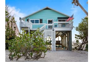 301 GULF BOULEVARD, PLACIDA, FL 33946 Sold 03/04/25