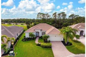 825 ADONIS PLACE, VENICE, FL 34292 Sold 03/03/25
