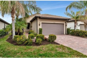 13836 Alafaya St, VENICE