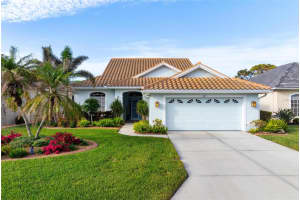447 PINEWOOD LAKE DRIVE, VENICE, FL 34285 Sold 03/11/25