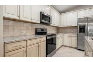 12460 SHIMMERING OAK CIRCLE, VENICE, FL 34293 Sold 05/23/25