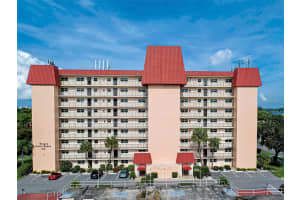232 Saint Augustine Ave #105, VENICE