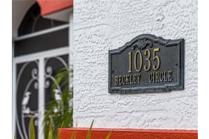 1035 BECKLEY CIRCLE, VENICE, FL 34292 Sold 08/18/25