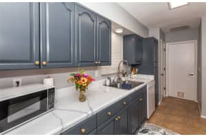 140 COLUMBIA ROAD, VENICE, FL 34293 - MLS#MFRN6136670