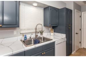 140 COLUMBIA ROAD, VENICE, FL 34293 - MLS#MFRN6136670