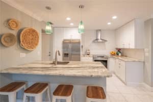 828 THE RIALTO, VENICE, FL 34285 Sold 04/21/25