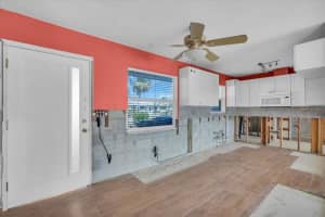 833 WHITE CAP CIRCLE, VENICE, FL 34285 - MLS#MFRN6136747