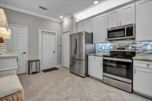2084 BATELLO DRIVE, VENICE, FL 34292 Sold 02/20/25