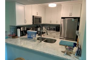 634 BIRD BAY DRIVE, VENICE, FL 34285 Sold 07/10/25