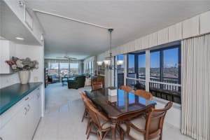 627 ALHAMBRA ROAD, VENICE, FL 34285 - MLS#MFRN6136870