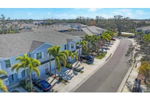 8634 PALMER PARK CIRCLE, SARASOTA, FL 34238 Sold 04/10/25
