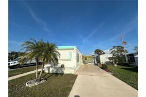 269 Outer Dr, VENICE