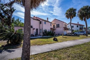 500 NASSAU STREET, VENICE, FL 34285 Sold 04/21/25