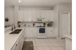 595 BACK NINE DRIVE, VENICE, FL 34285 Sold 04/16/25