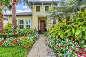 19832 BRIDGETOWN LOOP, VENICE, FL 34293 - MLS#MFRN6137075