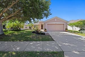 5194 Layton Dr, VENICE