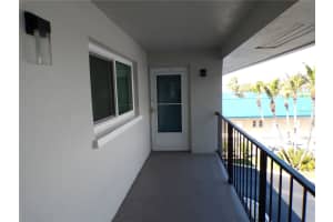 649 TAMIAMI TRAIL, VENICE, FL 34285 - MLS#MFRN6137232