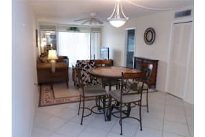 649 TAMIAMI TRAIL, VENICE, FL 34285 - MLS#MFRN6137232