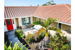 9 WINDSOR DRIVE, ENGLEWOOD, FL 34223 Sold 04/11/25