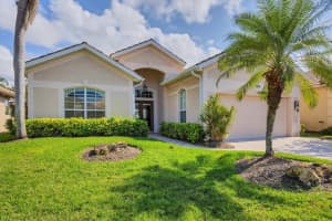 560 MISTY PINE DRIVE, VENICE, FL 34292 - MLS#MFRN6137271