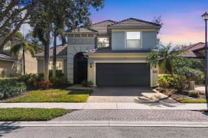 23138 Copperleaf Dr, VENICE