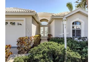 1118 SOUTHLAKE COURT, VENICE, FL 34285 Sold 04/18/25