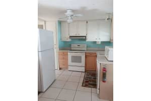 276 INNER DRIVE, VENICE, FL 34285 Sold 10/31/25